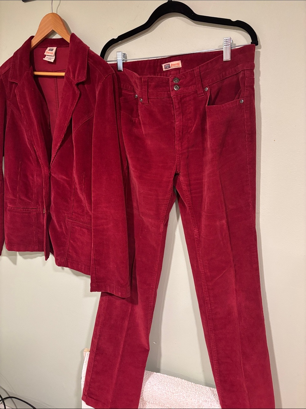 Faded Glory VINTAGE RETRO Red/Burgundy Corduroy Blazer and Pants Set
